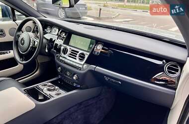 Купе Rolls-Royce Wraith 2015 в 