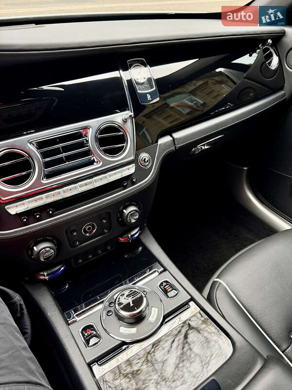 Купе Rolls-Royce Wraith 2014 в Одессе фото 29 Купе Rolls-Royce Wraith 2014 в Одессе