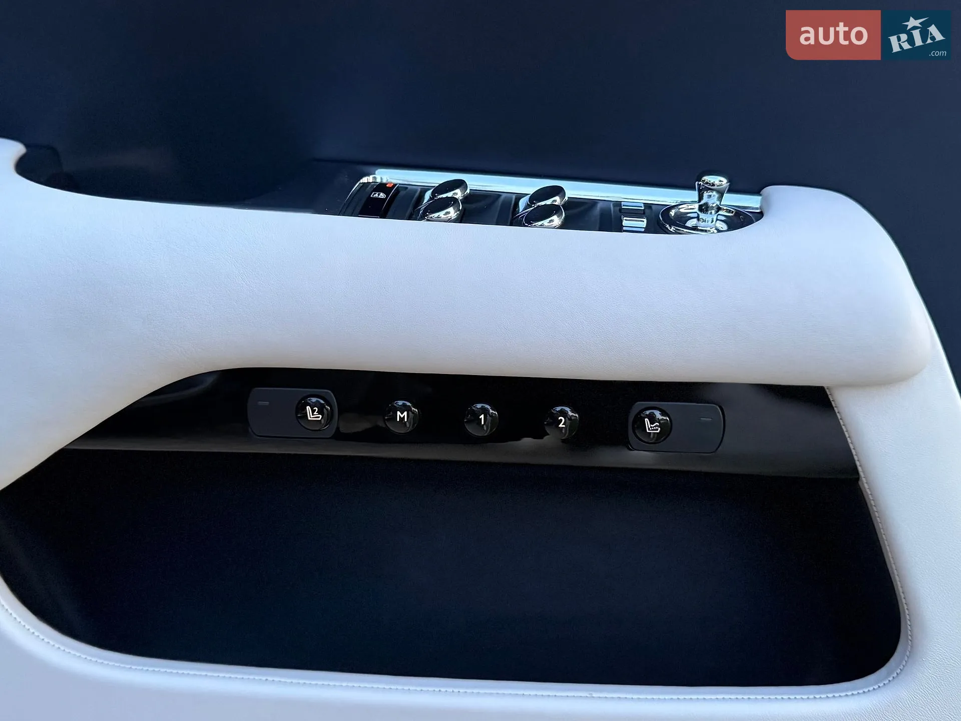 2015 Rolls-Royce Wraith - мініатюра 30