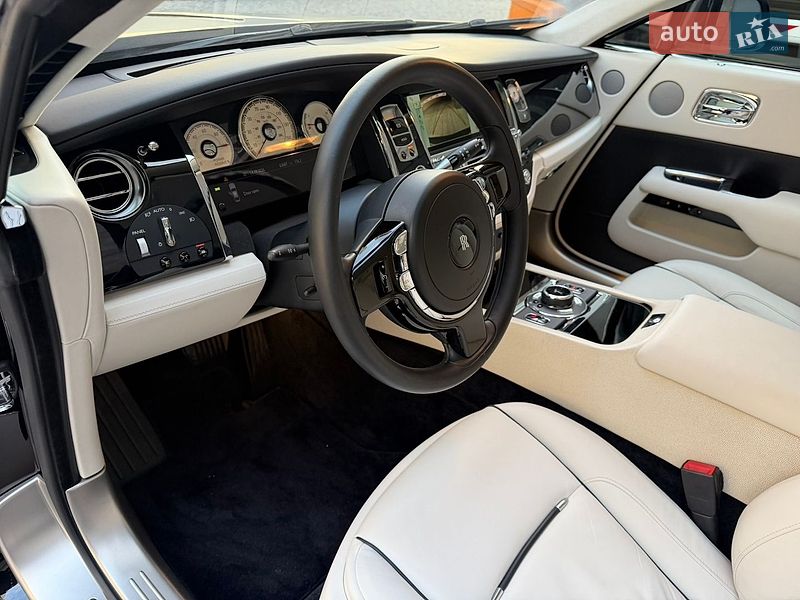 Купе Rolls-Royce Wraith 2015 в Киеве фото 53 Купе Rolls-Royce Wraith 2015 в Киеве