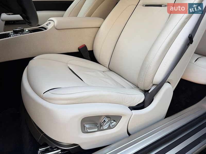 Купе Rolls-Royce Wraith 2015 в Киеве фото 55 Купе Rolls-Royce Wraith 2015 в Киеве