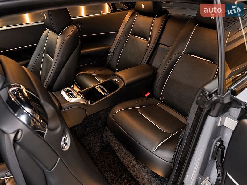 Купе Rolls-Royce Wraith 2014 в Києві