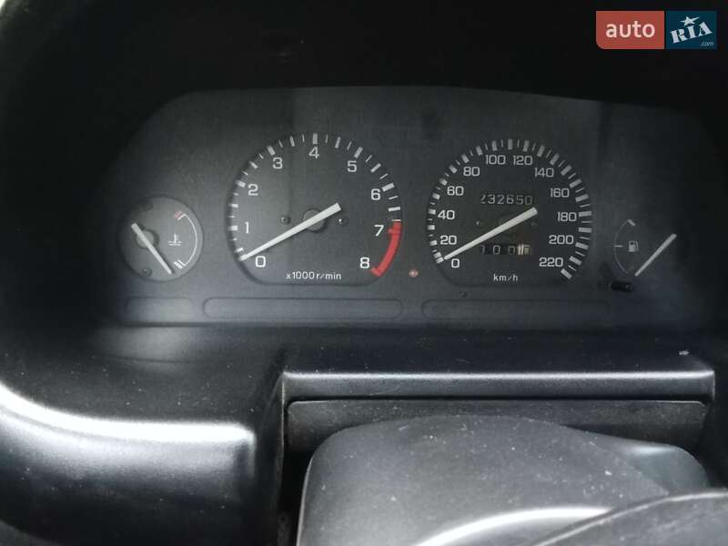 Хэтчбек Rover 214 1993 в Остроге