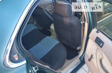 Седан Rover 618 1999 в 