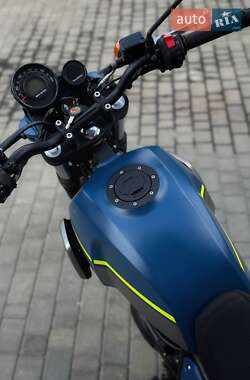 Мотоцикл Багатоцільовий (All-round) Royal Enfield Royal Enfield 2023 в 