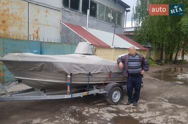 Лодка Runner Sport 400 SCC 2008 в 