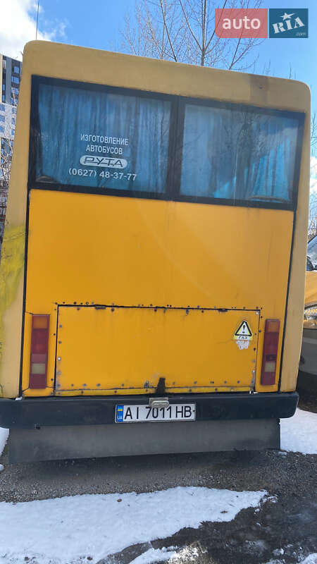 Пригородный автобус РУТА 19 2008 в Киеве