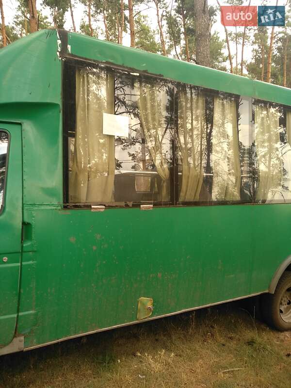 Городской автобус РУТА 20 2008 в Изюме