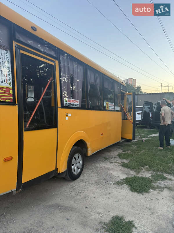 Городской автобус РУТА 22А 2017 в Киеве