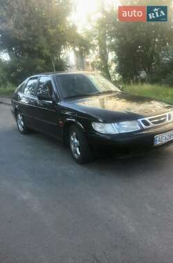 Хэтчбек Saab 9-3 2002 в 
