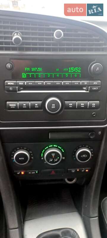 Седан Saab 9-3 2011 в Сарнах
