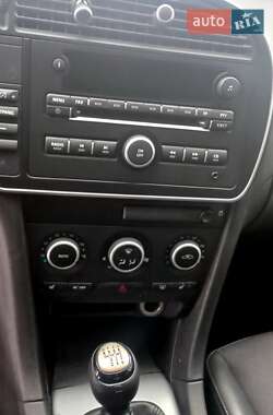 Седан Saab 9-3 2011 в Сарнах