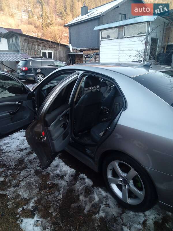 Седан Saab 9-3 2003 в Рахове