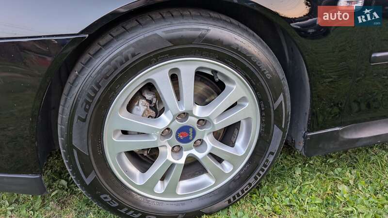 Седан Saab 9-3 2002 в Шепетовке