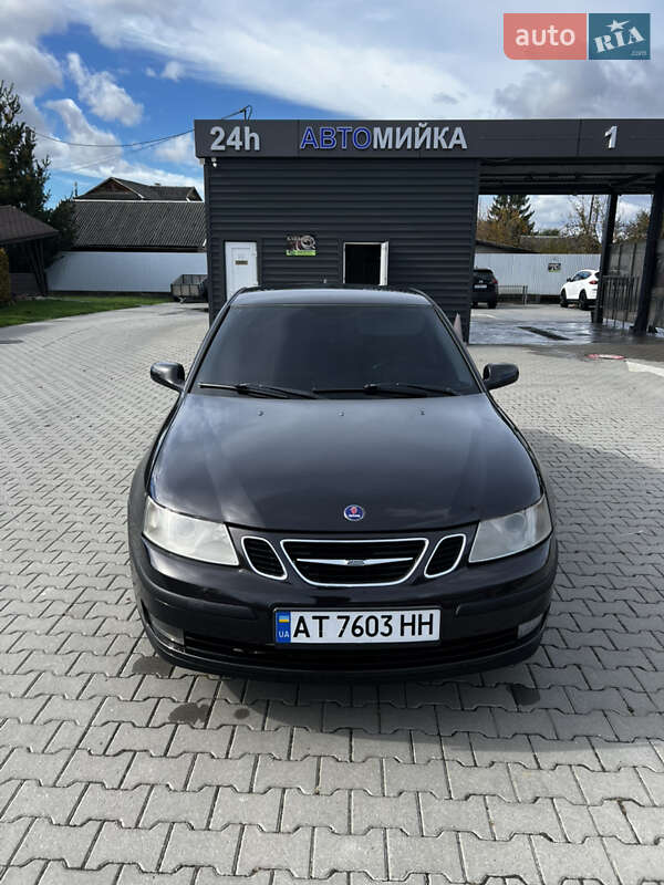 Седан Saab 9-3 2004 в Косове