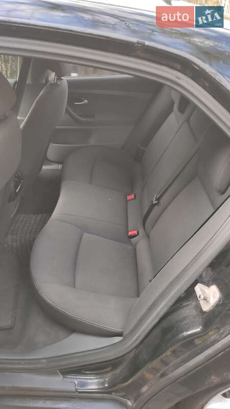 Седан Saab 9-3 2005 в Дымере