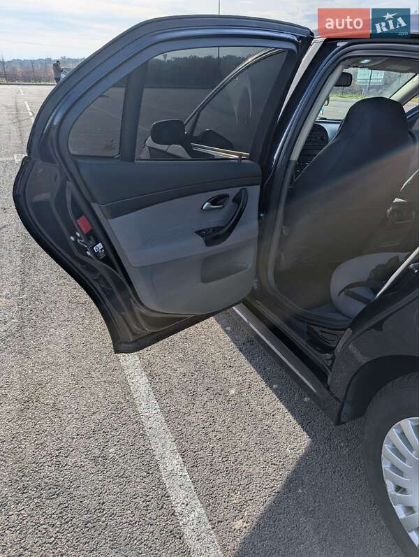 Седан Saab 9-3 2003 в Ровно фото 15 Седан Saab 9-3 2003 в Ровно