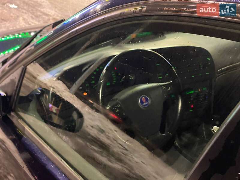 Седан Saab 9-3 2003 в Борисполі