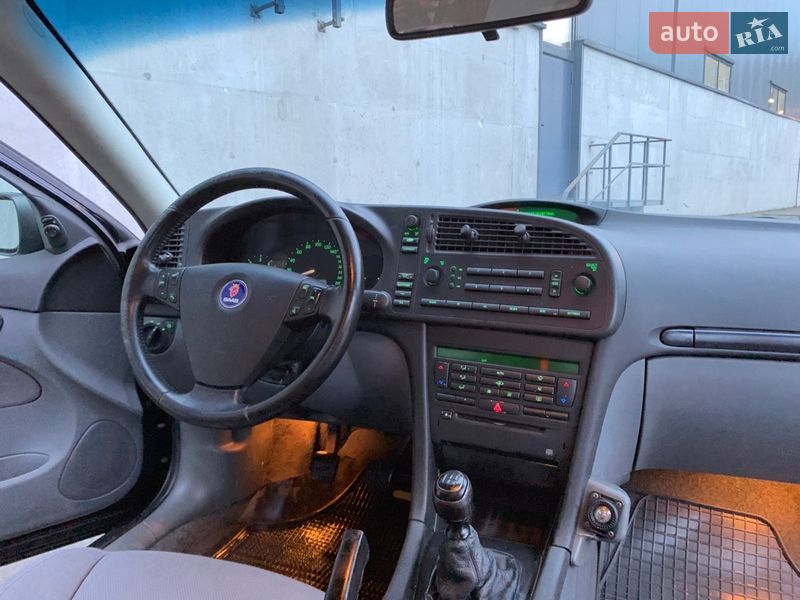 Седан Saab 9-3 2003 в Киеве
