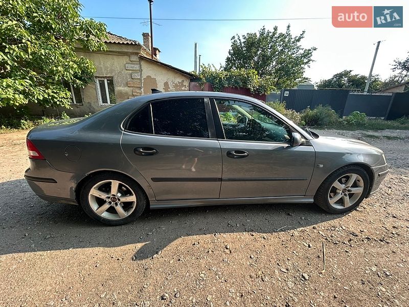 Седан Saab 9-3 2006 в Ізмаїлі