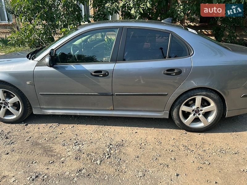 Седан Saab 9-3 2006 в Ізмаїлі