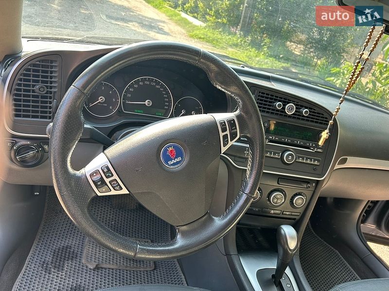Седан Saab 9-3 2006 в Ізмаїлі