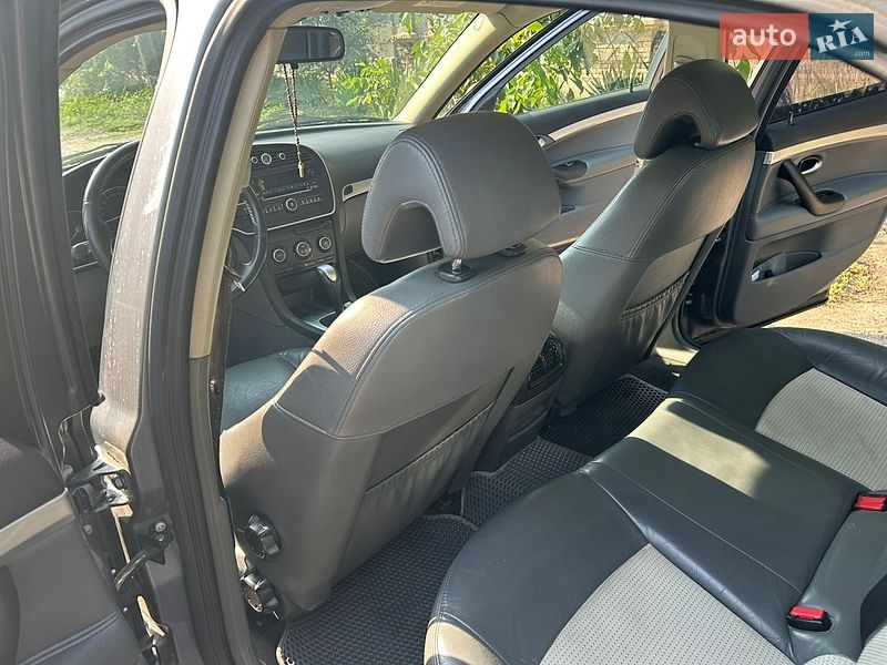 Седан Saab 9-3 2006 в Ізмаїлі
