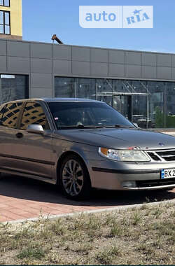 Седан Saab 9-5 2004 в Ирпене