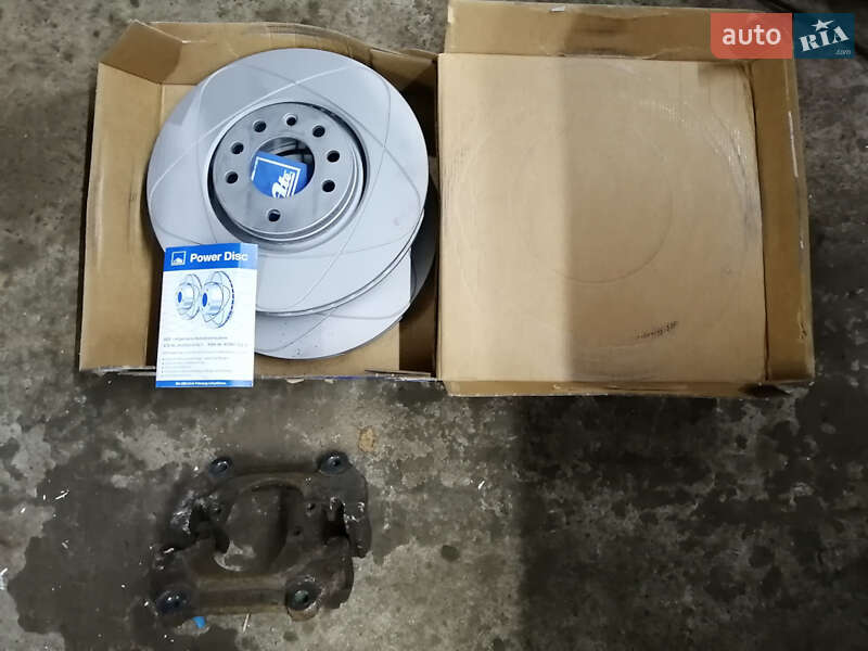 Универсал Saab 9-5 2006 в Чернигове