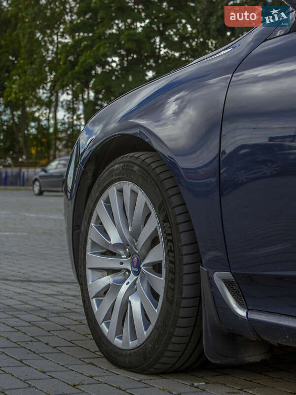 Седан Saab 9-5 2010 в Тернополе