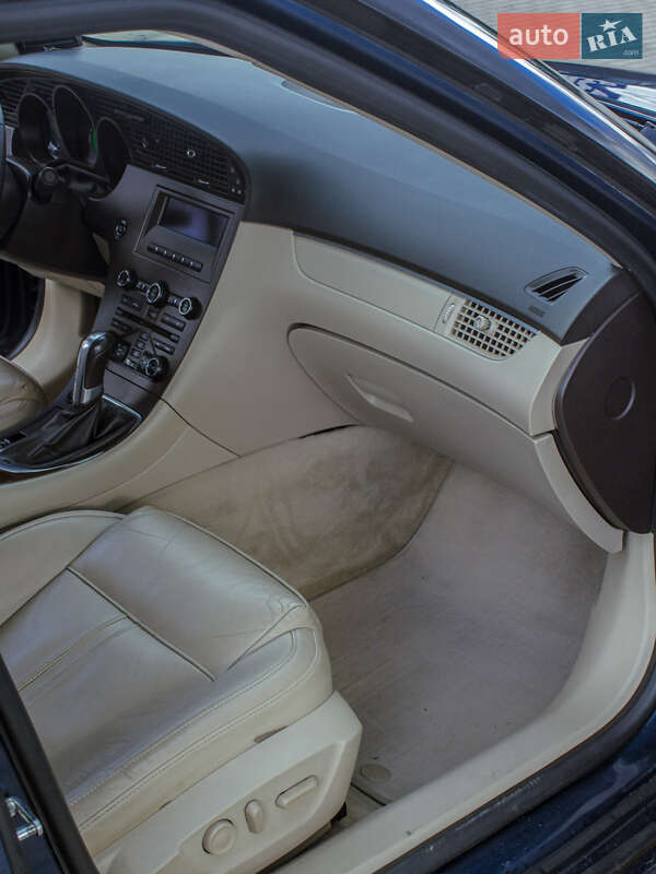 Седан Saab 9-5 2010 в Тернополе