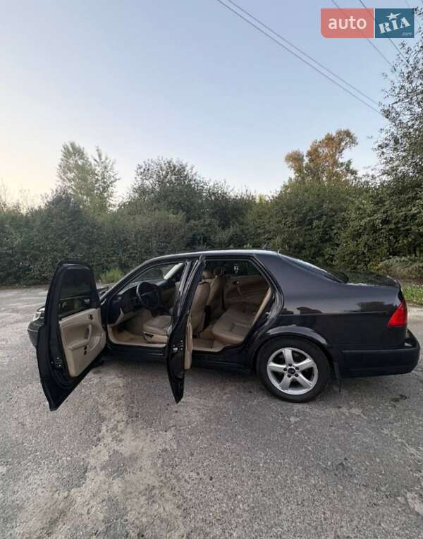 Седан Saab 9-5 2004 в Вышгороде