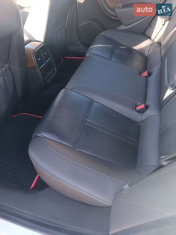 Седан Saab 9-5 2010 в Луцке фото 40 Седан Saab 9-5 2010 в Луцке