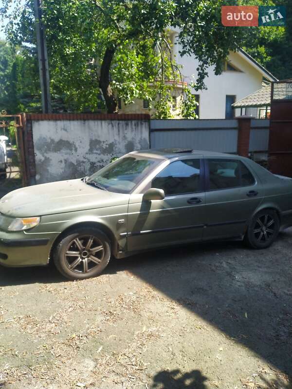 Седан Saab 9-5 2004 в Львове