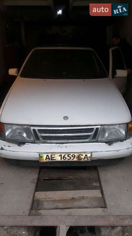 Хетчбек Saab 9000 1992 в Дніпрі