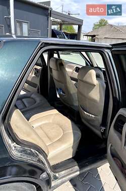 Ліфтбек Saab 9000 1993 в Шумську