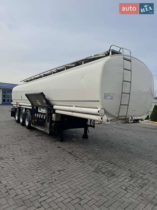 Цистерна полуприцеп SACIM SCX 2001 в Кременчуге фото 3 Цистерна полуприцеп SACIM SCX 2001 в Кременчуге