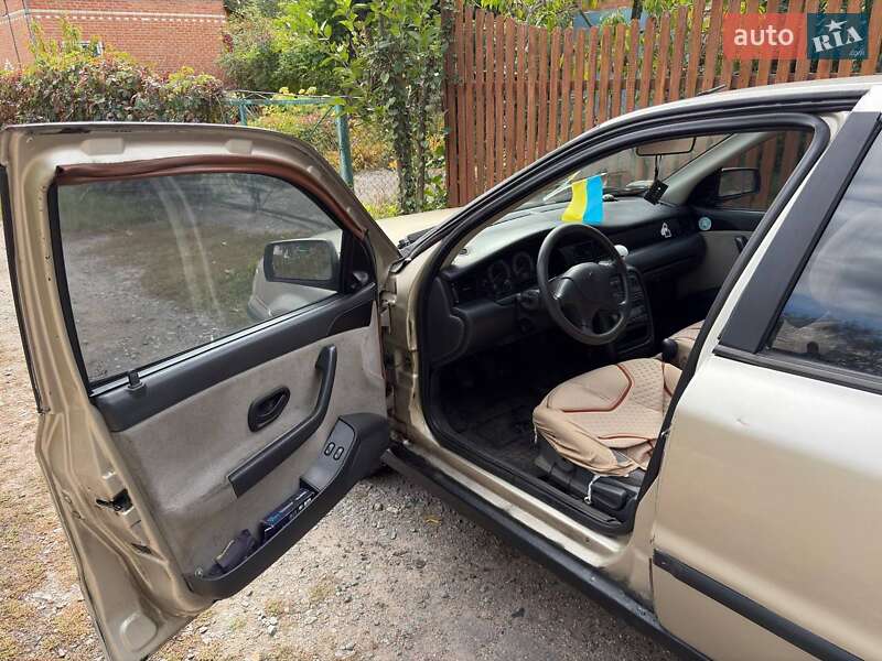 Седан Samand EL 2007 в Полтаве