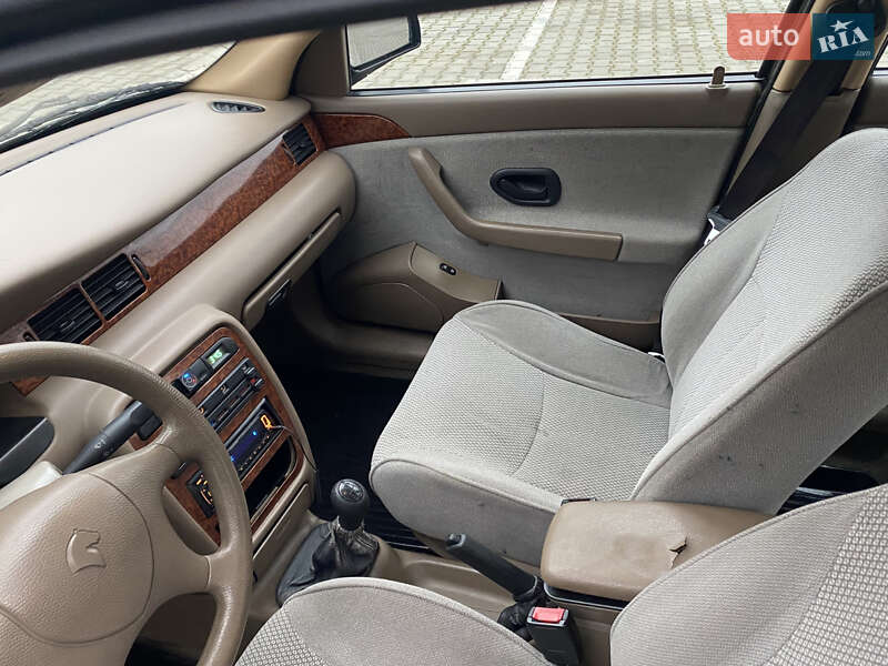 Седан Samand EL 2007 в Хмельницком