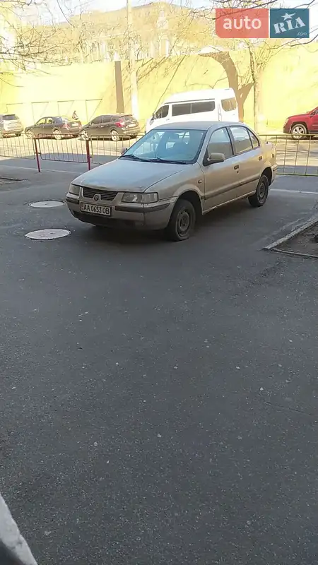 Хэтчбек Samand LX 2006 в 
