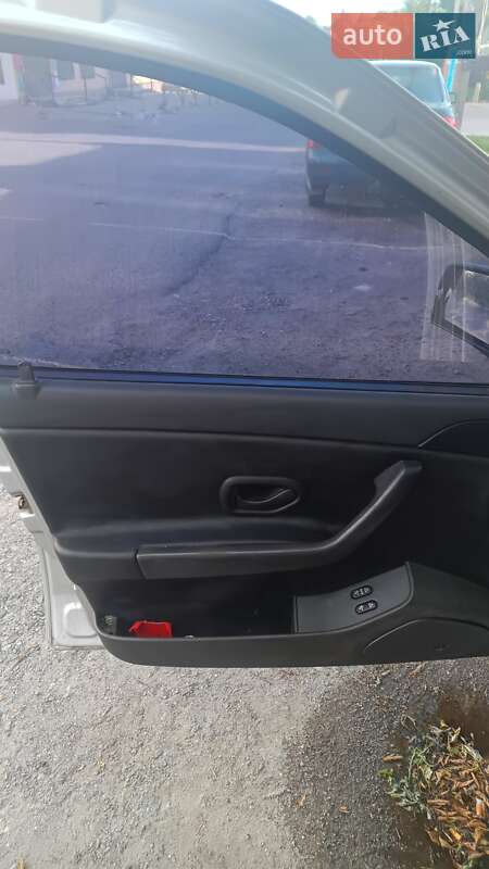 Седан Samand SE 2007 в Новой Водолаге