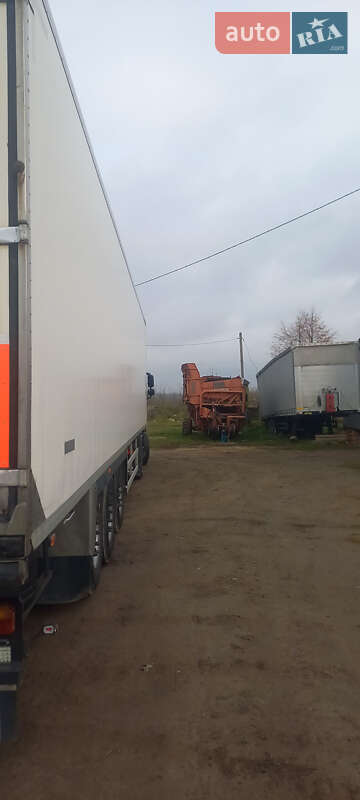 Рефрижератор полуприцеп Samro S 338WHPF 2002 в Львове