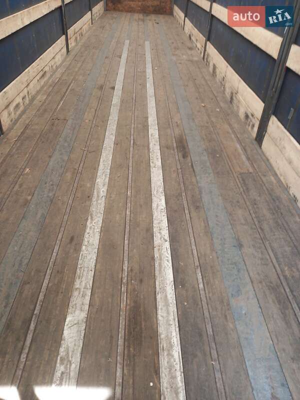 Тентований борт (штора) - напівпричіп Samro ST39WGPE 2004 в Тернополі фото 3 Тентований борт (штора) - напівпричіп Samro ST39WGPE 2004 в Тернополі