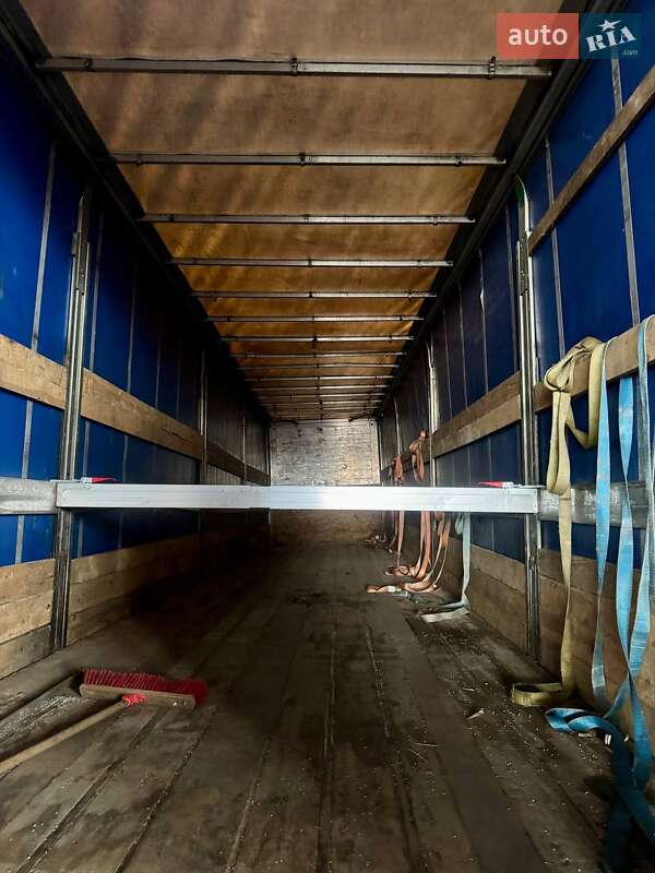 Тентованный борт (штора) - полуприцеп Samro ST 2004 в Черновцах