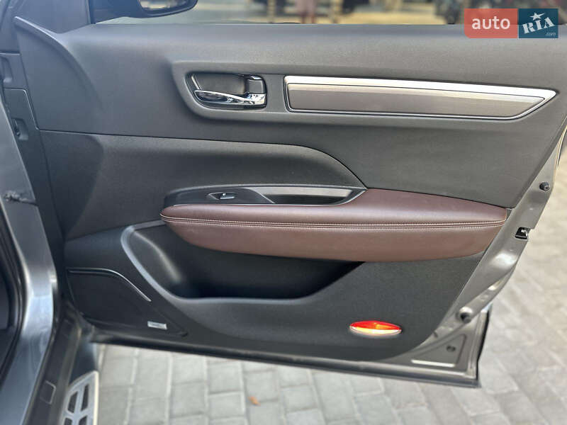 Внедорожник / Кроссовер Samsung QM6 2019 в Одессе