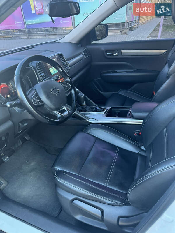 Внедорожник / Кроссовер Samsung QM6 2016 в Ужгороде фото 18 Внедорожник / Кроссовер Samsung QM6 2016 в Ужгороде