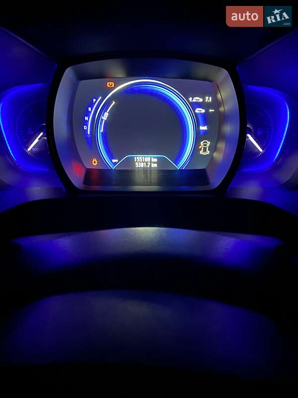 Позашляховик / Кросовер Samsung QM6 2017 в Львові