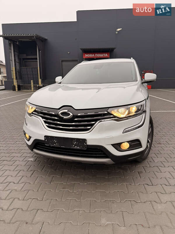 Внедорожник / Кроссовер Samsung QM6 2017 в Виннице