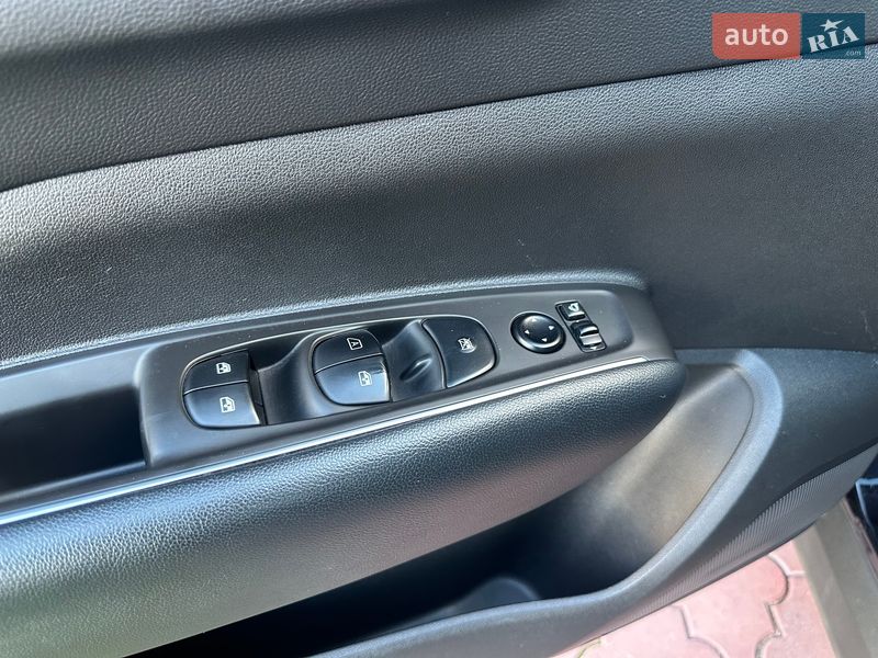 Внедорожник / Кроссовер Samsung QM6 2018 в Виннице фото 19 Внедорожник / Кроссовер Samsung QM6 2018 в Виннице