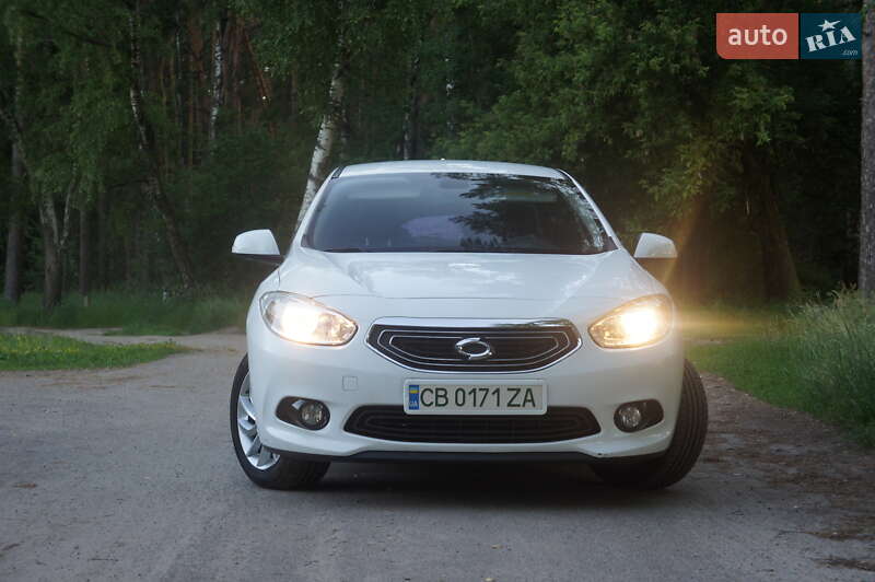 Седан Samsung SM3 2015 в Чернігові